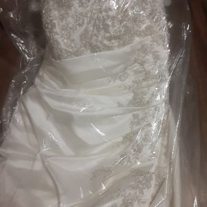 Wedding dress